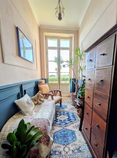 Image No.8-5 Bed House for sale