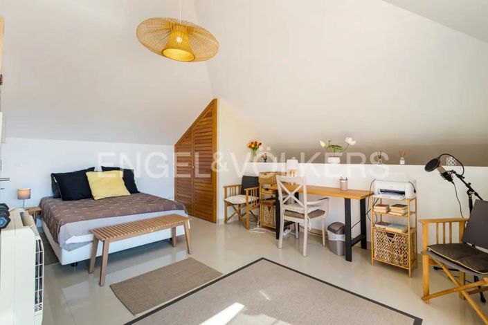 Image No.25-3 Bed Apartment for sale