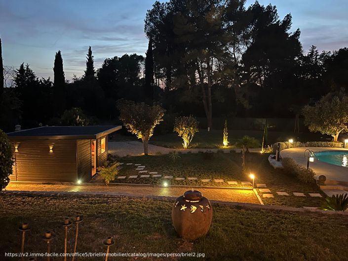 Image No.17-4 Bed House for sale