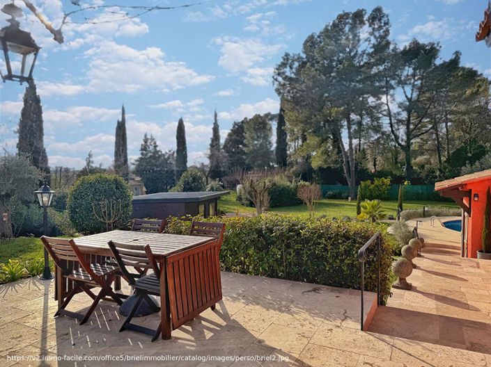 Image No.4-4 Bed House for sale