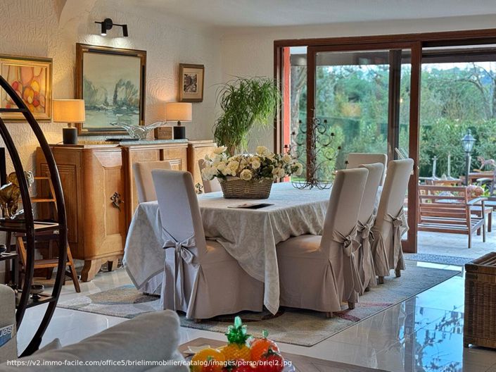 Image No.5-4 Bed House for sale