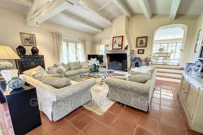 Image No.10-5 Bed House for sale