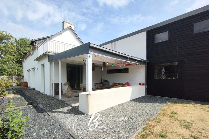 Image No.8-4 Bed House for sale