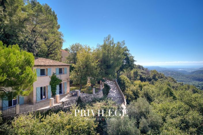 Image No.1-4 Bed House for sale