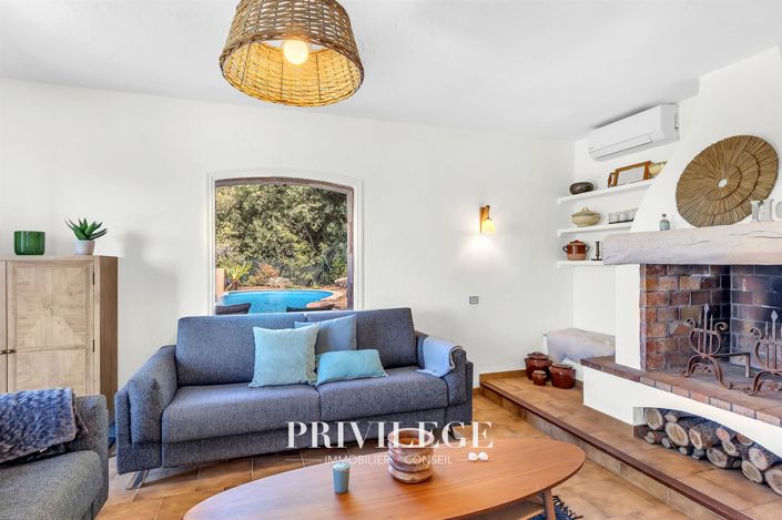 Image No.18-4 Bed House for sale