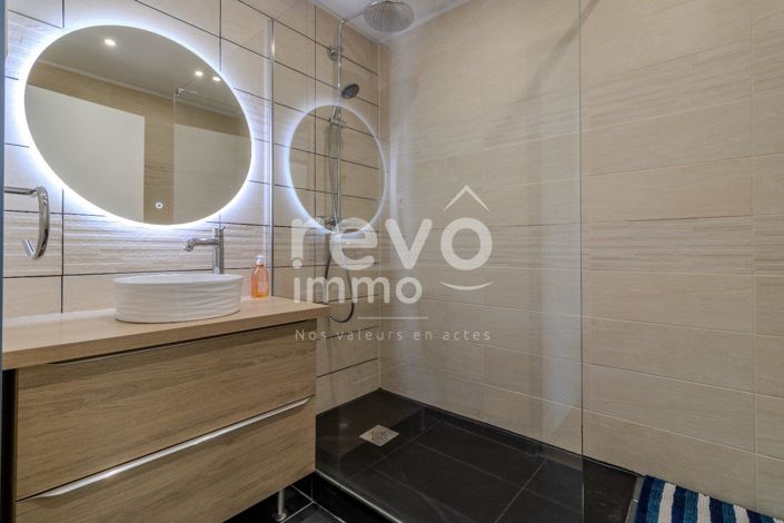 Image No.8-Appartement de 2 chambres à vendre à Bordeaux