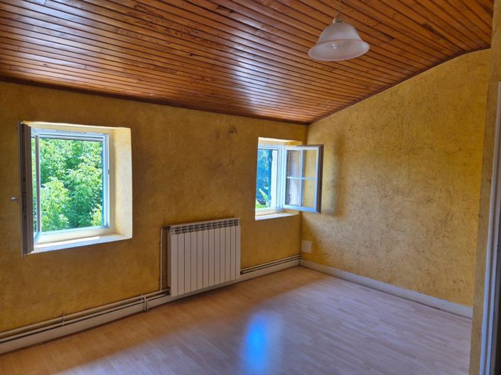 Image No.9-3 Bed House for sale