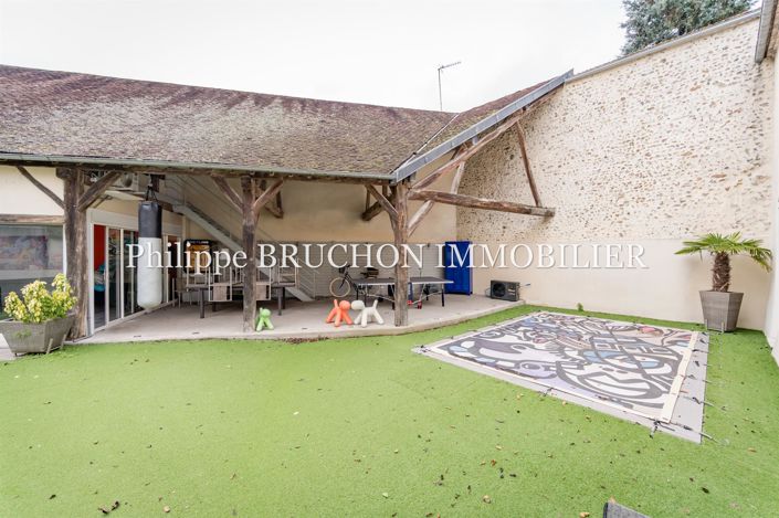 Image No.25-6 Bed House for sale