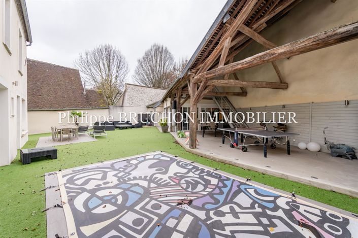 Image No.26-6 Bed House for sale