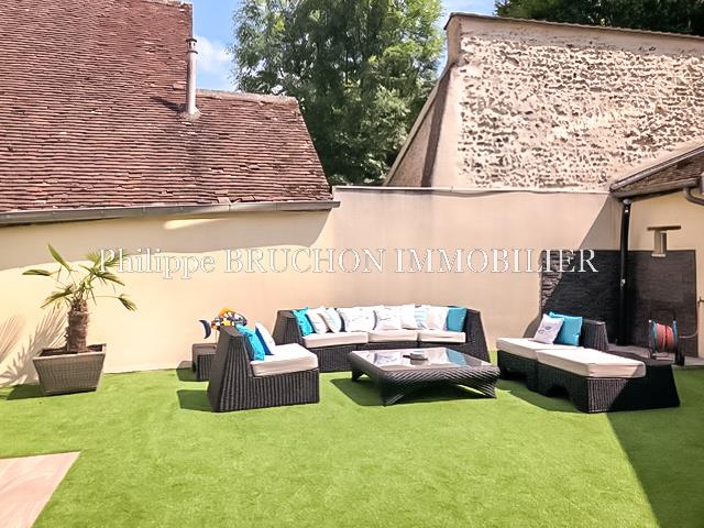 Image No.28-6 Bed House for sale