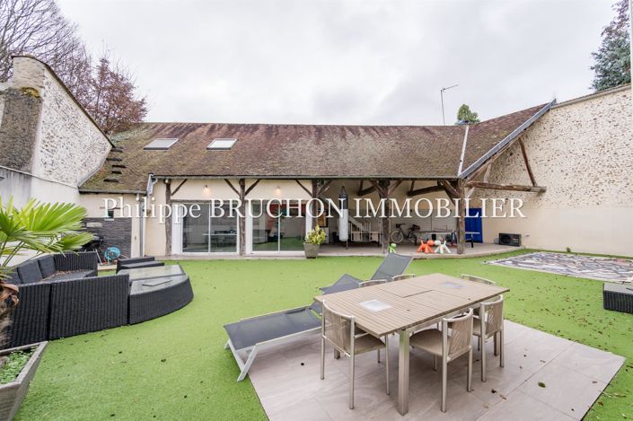 Image No.5-6 Bed House for sale