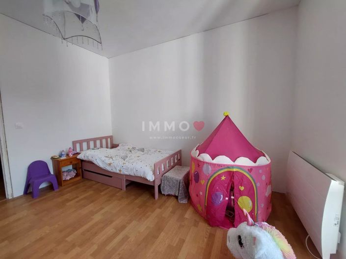 Image No.17-4 Bed House for sale