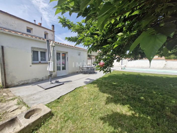 Image No.5-4 Bed House for sale