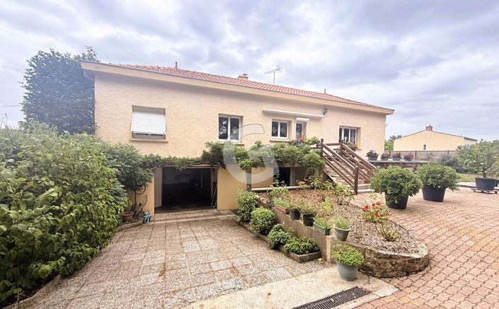 Image No.14-3 Bed House for sale