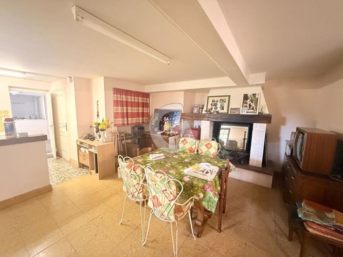 Image No.15-3 Bed House for sale