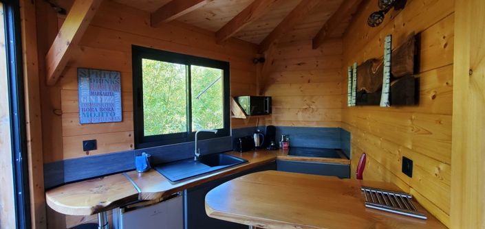 Image No.5-6 Bed Property for sale