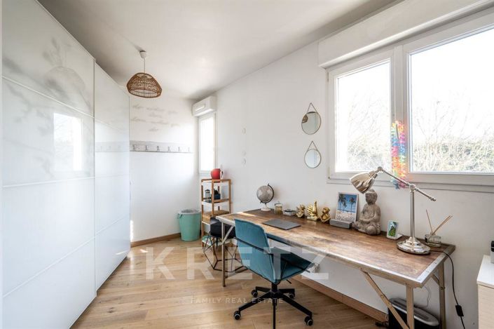 Image No.14-5 Bed House for sale