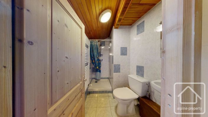 Image No.20-Propriété de 8 chambres à vendre à Haute-Savoie