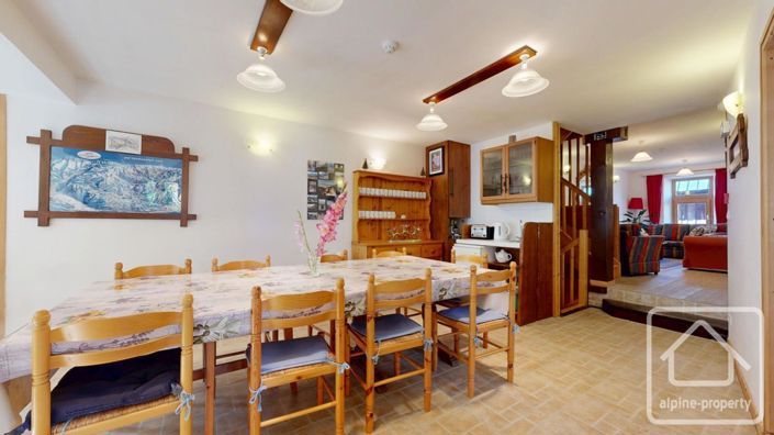 Image No.9-Propriété de 8 chambres à vendre à Haute-Savoie