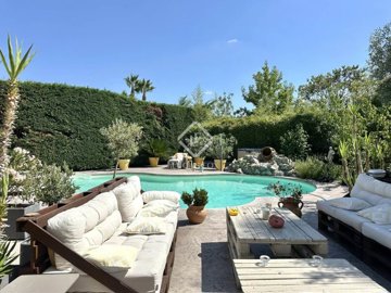 6 Bed House for sale