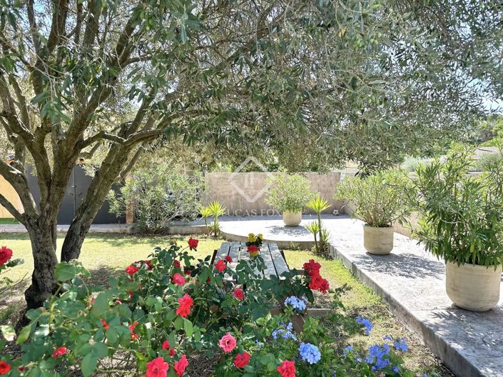 Image No.10-6 Bed House for sale