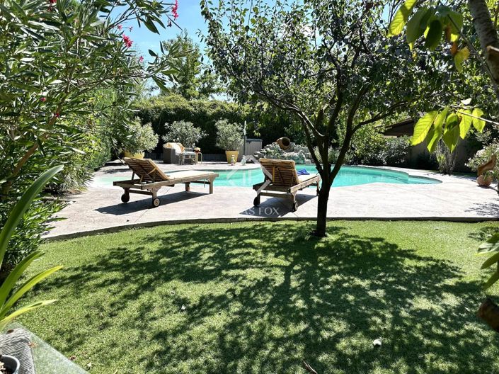 Image No.9-6 Bed House for sale