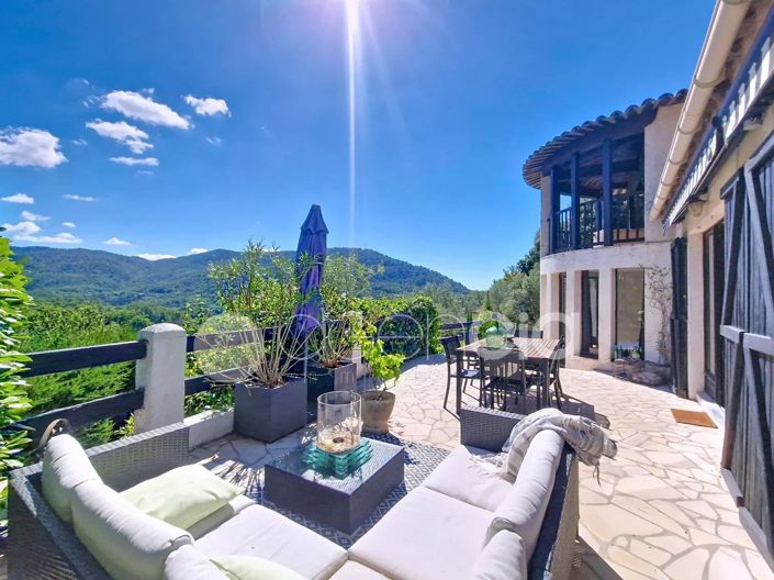 Image No.4-5 Bed House for sale