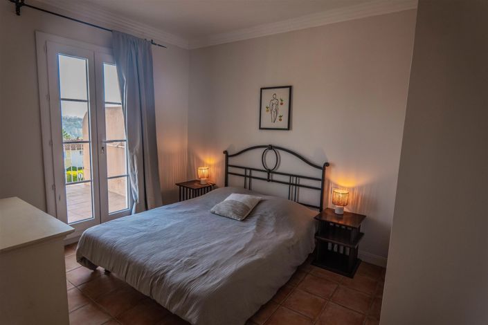 Image No.3-Appartement de 2 chambres à vendre à Grimaud