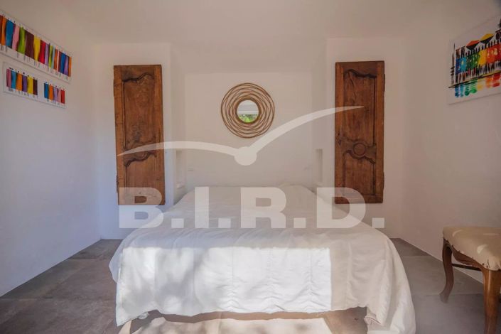 Image No.11-3 Bed House for sale