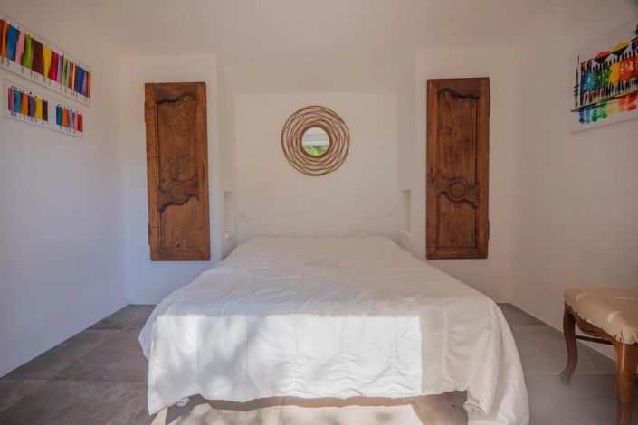 Image No.11-3 Bed House for sale