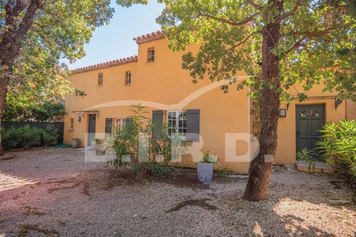 Image No.14-3 Bed House for sale