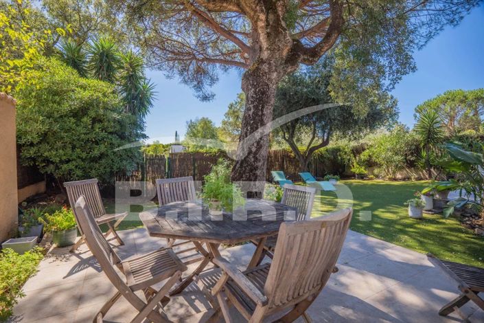 Image No.2-3 Bed House for sale