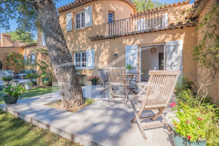 Image No.3-3 Bed House for sale