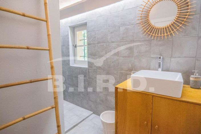 Image No.9-3 Bed House for sale