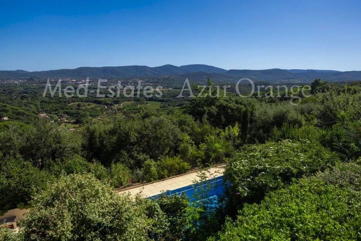 Image No.19-3 Bed House for sale