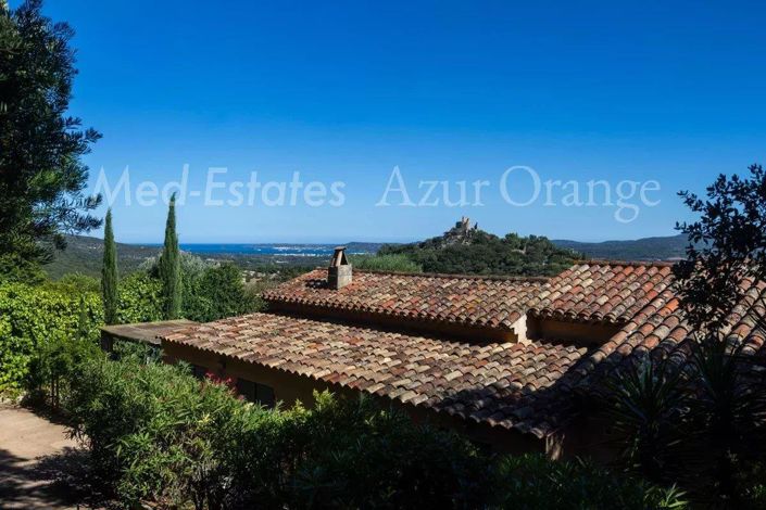 Image No.20-3 Bed House for sale