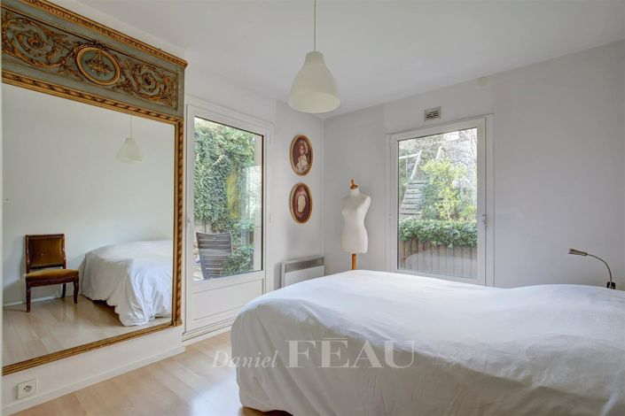 Image No.14-5 Bed Apartment for sale