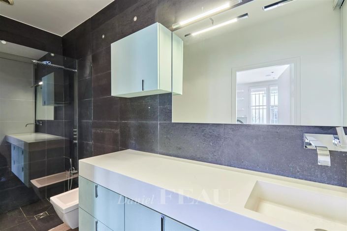 Image No.16-4 Bed House for sale