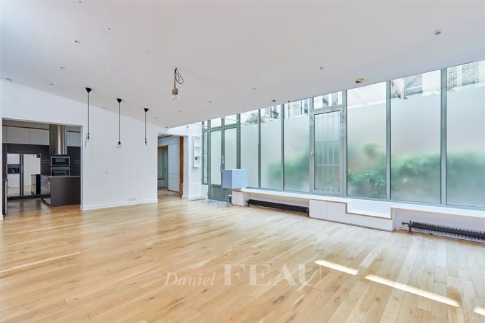 Image No.3-4 Bed House for sale