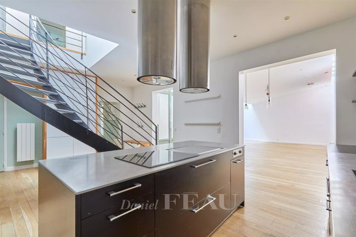 Image No.7-4 Bed House for sale