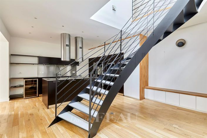 Image No.8-4 Bed House for sale