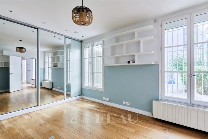 Image No.9-4 Bed House for sale