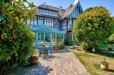 1 - Ville-d'Avray, House