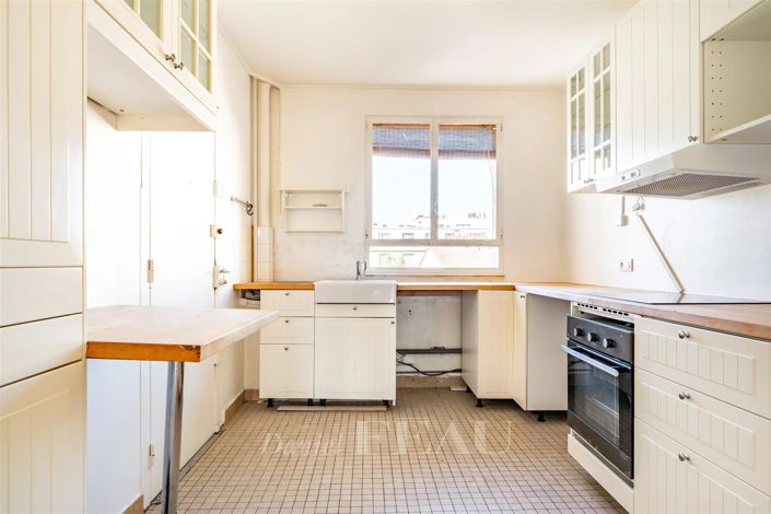 Image No.13-3 Bed Apartment for sale