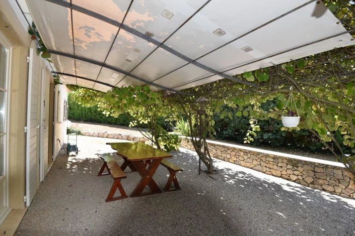 Image No.26-4 Bed House for sale