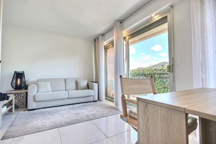 Image No.5-Apartment for sale