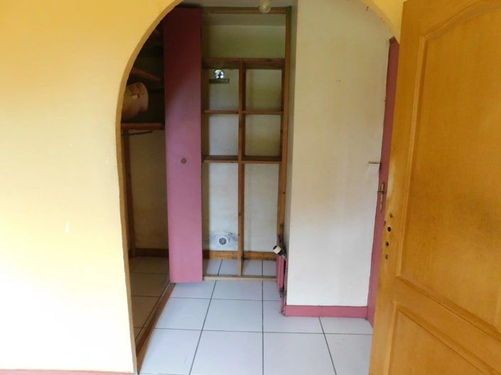 Image No.11-2 Bed House for sale