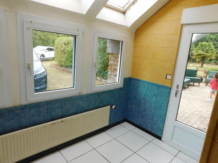 Image No.9-2 Bed House for sale