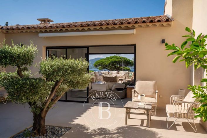 Image No.13-4 Bed House for sale