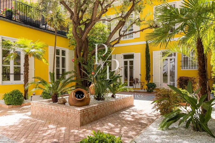 Image No.1-3 Bed House for sale